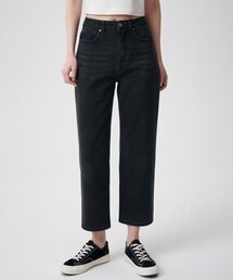 MUSINSA STANDARD WOMAN（ムシンサスタンダードウーマン）の「Women's Straight Cropped Denim Pants [Washed Black]（デニムパンツ・レディース）」