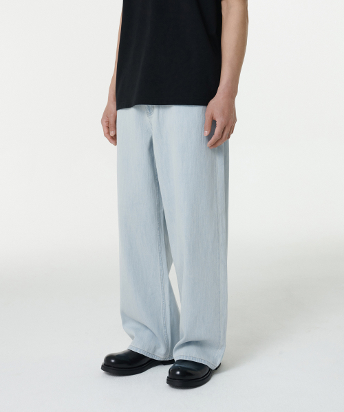 MUSINSA STANDARD（ムシンサスタンダード）の「リネンライクエクストラワイドデニムパンツ[ブリーチ]（デニムパンツ・メンズ・その他・26/27/28/29/36/34/32/30/31/33/40/38/42）」の2枚目の写真