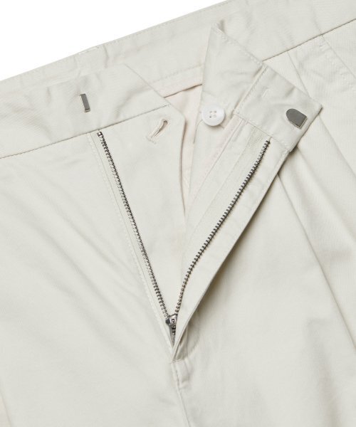 MUSINSA STANDARD（ムシンサスタンダード）の「セミバルーンベルト付きチノパンツ[クリーム]（その他パンツ・メンズ・その他・38/42/34/32/30/31/33/26/28/29/40/27）」の7枚目の写真