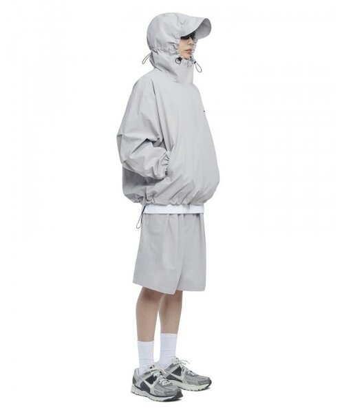 NOMANUAL(NOMANUAL)の「PENON WIND SHELL - WARM GRAY(ナイロンジャケット・レディース・その他・X-LARGE/SMALL/MEDIUM/LARGE)」の9枚目の写真