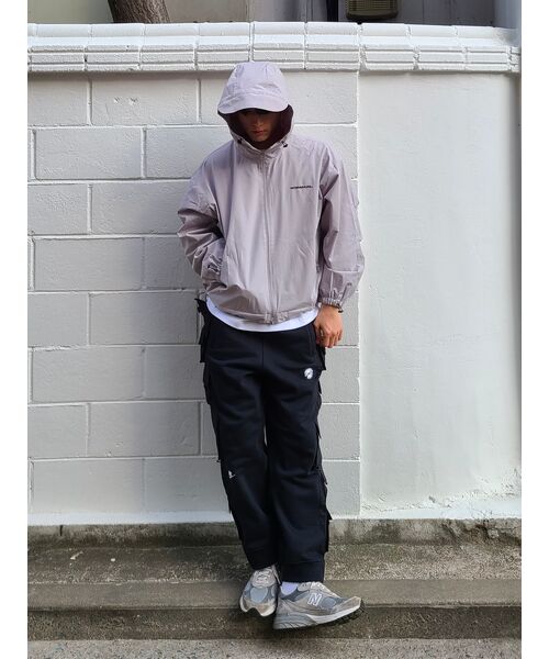 NOMANUAL(NOMANUAL)の「PENON WIND SHELL - WARM GRAY(ナイロンジャケット・レディース・その他・X-LARGE/SMALL/MEDIUM/LARGE)」の20枚目の写真