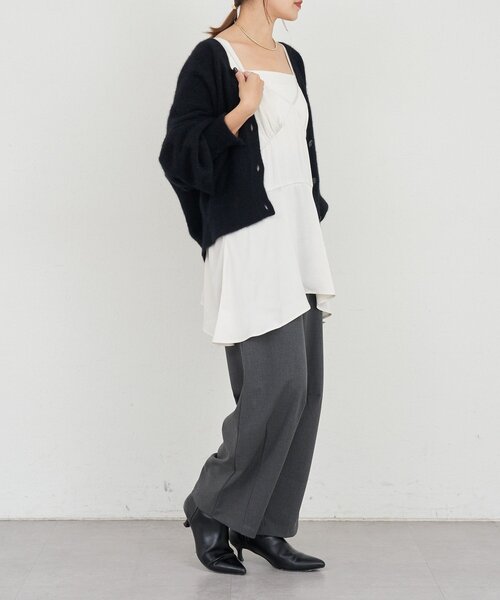 SHENERY（シーナリー）の「イレギュラーヘムキャミソール（キャミソール・レディース・ブラック/アイボリー・FREE）」の7枚目の写真