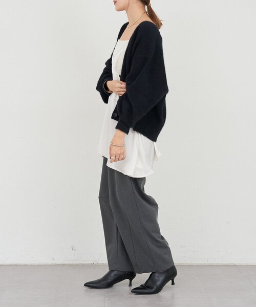 SHENERY（シーナリー）の「イレギュラーヘムキャミソール（キャミソール・レディース・ブラック/アイボリー・FREE）」の8枚目の写真