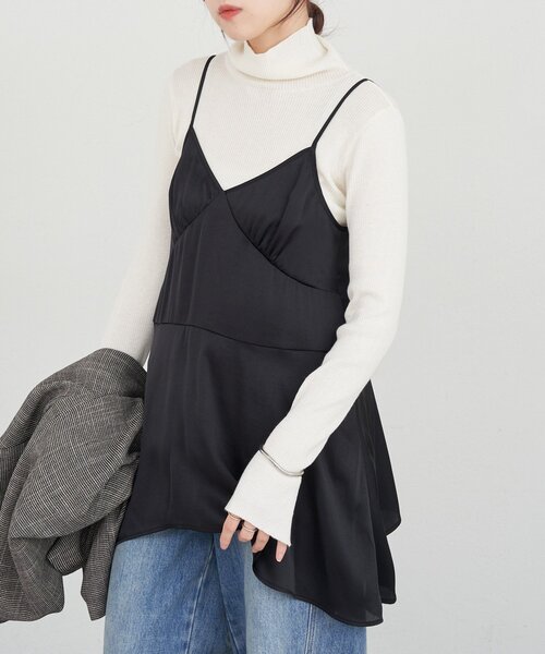 SHENERY（シーナリー）の「イレギュラーヘムキャミソール（キャミソール・レディース・ブラック/アイボリー・FREE）」の17枚目の写真