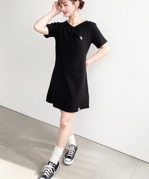 U.S. POLO ASSN.(ユーエスポロアッスン)の「moment+別注【U.S.POLO ASSN.】ワンポイント刺繍フロントギャザーヘンリーVネック半袖ワンピース(ワンピース・レディース・杢グレー/ブラック/アイボリー/ネイビー・M/L)」の10枚目の写真
