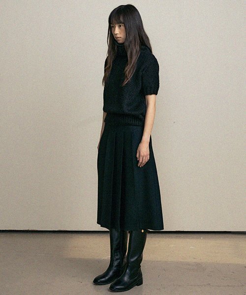 LINGSEOUL(リングソウル)の「wool pintuck skirt-black(スカート・レディース・その他・SMALL/MEDIUM)」の3枚目の写真