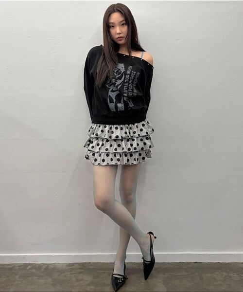 LUVISTRUE（ラヴイズトゥルー）の「GT ONE SHOULDER SWEATSHIRT(BLACK)（スウェット・レディース・その他・FREE）」の2枚目の写真