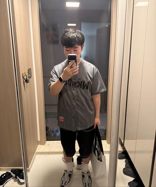 WKNDRS(ウィーキャンドース)の「BASEBALL JERSEY (GREY)(Tシャツ/カットソー・レディース・その他・LARGE/MEDIUM)」の3枚目の写真