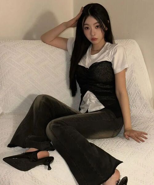 FLAREUP(フレアアップ)の「Bustier Layered T-Shirt (FL-122_White&Black)(Tシャツ/カットソー・レディース・ブラック・OS)」の22枚目の写真