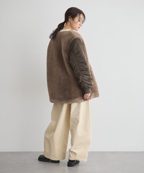 GARAGE OF GOOD CLOTHING（ガレージオブグッドクロージング）の「ヘイジーボア切り替えコート（ノーカラーコート・レディース・ブラック/モカ・FREE）」の11枚目の写真