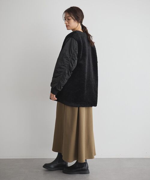 GARAGE OF GOOD CLOTHING（ガレージオブグッドクロージング）の「ヘイジーボア切り替えコート（ノーカラーコート・レディース・ブラック/モカ・FREE）」の19枚目の写真