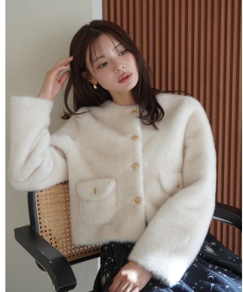 EIMY ISTOIRE ゴールドボタンフェイクファージャケット ゴールドボタンフェイクファージャケット（ノーカラージャケット