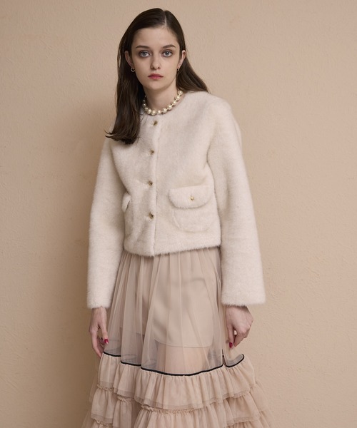 ゴールドボタンフェイクファージャケット（ノーカラージャケット