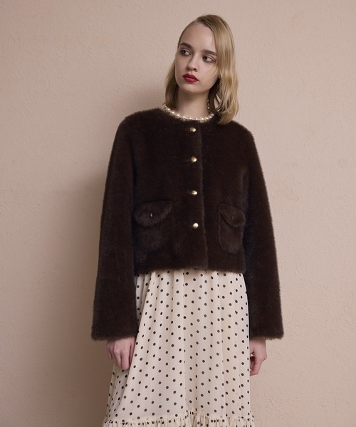 Zara ゴールドボタン フェイクファージャケット 黒 ゴールドボタンフェイクファージャケット