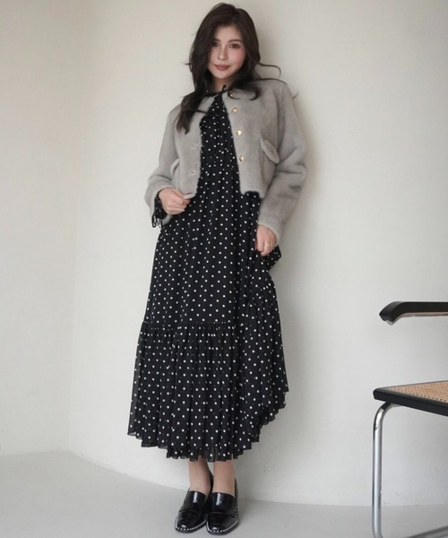 ゴールドボタンフェイクファージャケット（ノーカラージャケット