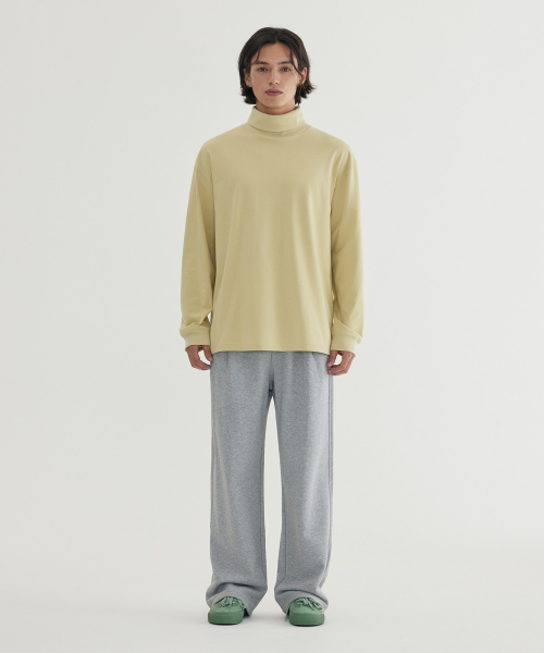 COVERNAT(カバーナット)の「セミワイドシグネチャーシンボルスウェットパンツブラック(スウェットパンツ・レディース・その他・X-SMALL/SMALL/MEDIUM/LARGE/X-LARGE/XX-LARGE)」の3枚目の写真