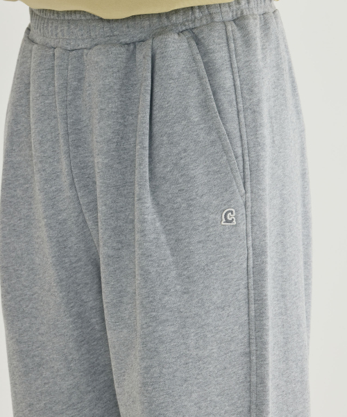 COVERNAT(カバーナット)の「セミワイドシグネチャーシンボルスウェットパンツブラック(スウェットパンツ・レディース・その他・X-SMALL/SMALL/MEDIUM/LARGE/X-LARGE/XX-LARGE)」の6枚目の写真