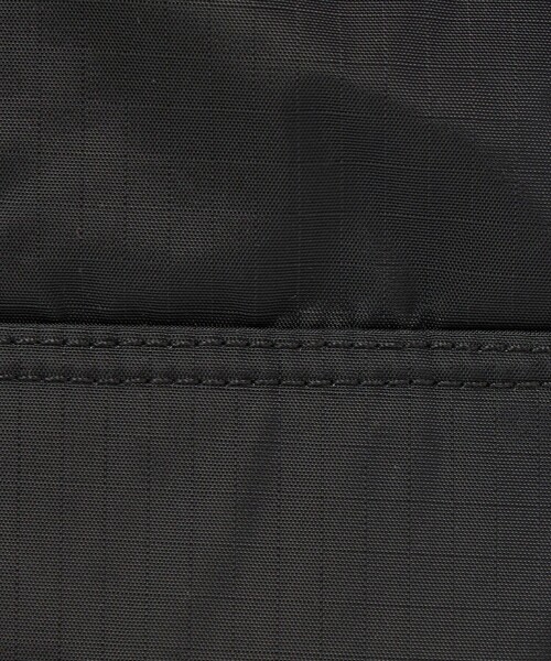 LeSportsac（レスポートサック）の「【別注】＜LeSportsac＞コンバーチブル バケット バッグ / ショルダーバッグ（ショルダーバッグ・レディース・ブラック/ベージュ・FREE）」の4枚目の写真