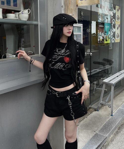 AMESWORLDWIDE(アメスワールドワイド)の「AMES HOTFIX CROP TEE BLACK(Tシャツ/カットソー・レディース・その他・FREE)」の8枚目の写真