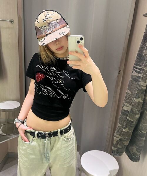 AMESWORLDWIDE(アメスワールドワイド)の「AMES HOTFIX CROP TEE BLACK(Tシャツ/カットソー・レディース・その他・FREE)」の5枚目の写真