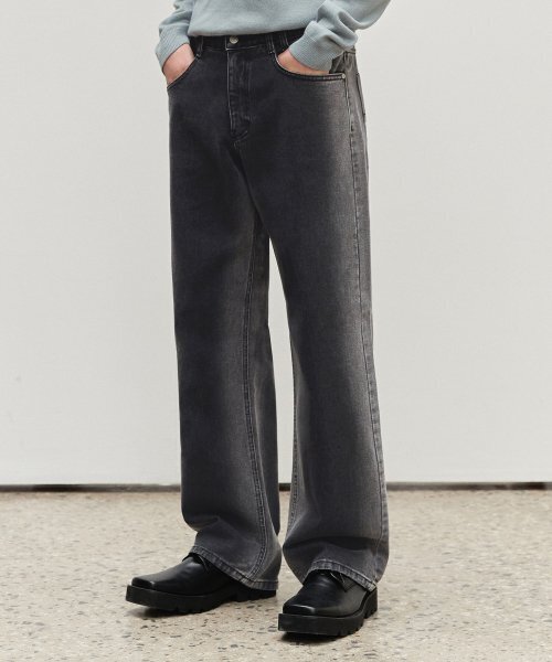 DECET(デケト)の「Mid Rise Wide Jeans DCPT027BlackSide(デニムパンツ・レディース・その他・34/32/30/26/28)」の3枚目の写真