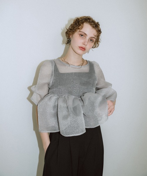 et.UNiVER(エトユニベール)の「Organza Peplum 3Piece(パンツドレス・レディース・ブラック×グレー/ベージュ/ブルー・SMALL/MEDIUM/LARGE)」の11枚目の写真