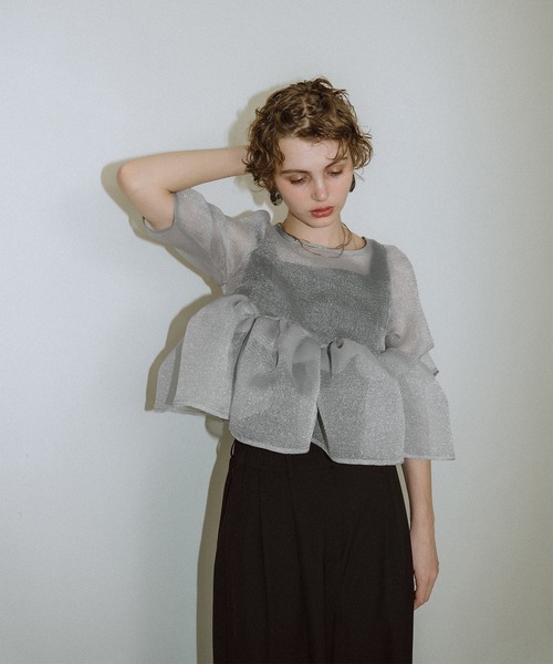 et.UNiVER(エトユニベール)の「Organza Peplum 3Piece(パンツドレス・レディース・ブラック×グレー/ベージュ/ブルー・SMALL/MEDIUM/LARGE)」の14枚目の写真
