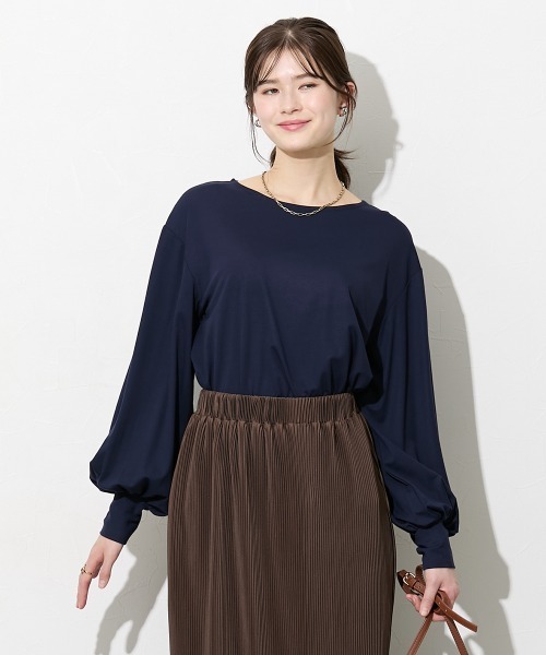 slattgir(スラットジール)の「高身長 きれいめラウンドネック袖ボリュームカットソートップス(トールサイズ)(Tシャツ/カットソー・レディース・ネイビー/ブラック/オフホワイト・T5L/T4L/T3L/TLL/TL/TM)」の3枚目の写真