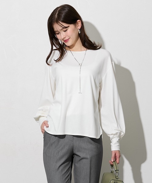 slattgir(スラットジール)の「高身長 きれいめラウンドネック袖ボリュームカットソートップス(トールサイズ)(Tシャツ/カットソー・レディース・ネイビー/ブラック/オフホワイト・T5L/T4L/T3L/TLL/TL/TM)」の7枚目の写真