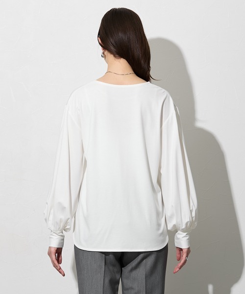 slattgir(スラットジール)の「高身長 きれいめラウンドネック袖ボリュームカットソートップス(トールサイズ)(Tシャツ/カットソー・レディース・ネイビー/ブラック/オフホワイト・T5L/T4L/T3L/TLL/TL/TM)」の4枚目の写真