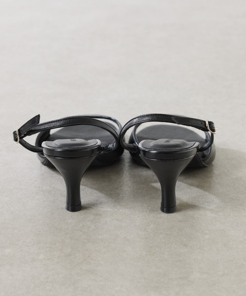 PAPILLONNER（パピヨネ）の「メタリックラウンドサンダル（サンダル・レディース・ブラック/シルバー・L/M/S）」の6枚目の写真