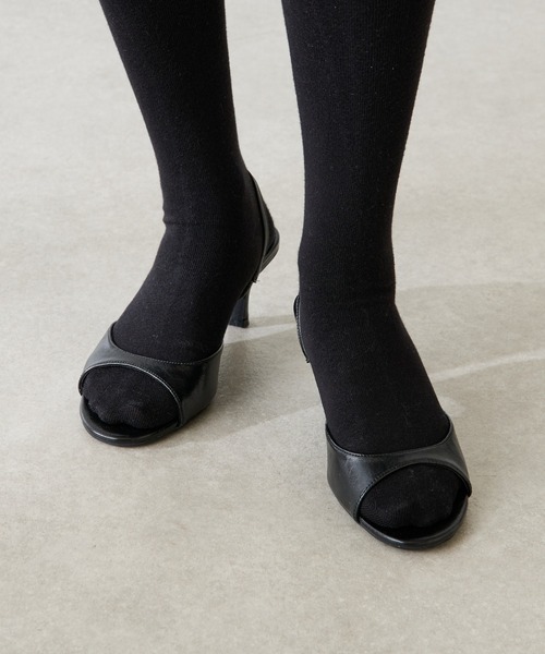 PAPILLONNER（パピヨネ）の「メタリックラウンドサンダル（サンダル・レディース・ブラック/シルバー・L/M/S）」の11枚目の写真