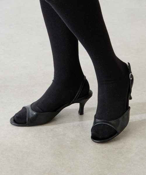 PAPILLONNER（パピヨネ）の「メタリックラウンドサンダル（サンダル・レディース・ブラック/シルバー・L/M/S）」の12枚目の写真