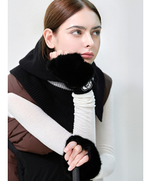 NITINA（ニティナ）の「Crystal Fur Hand Warmer C/BK（手袋）」