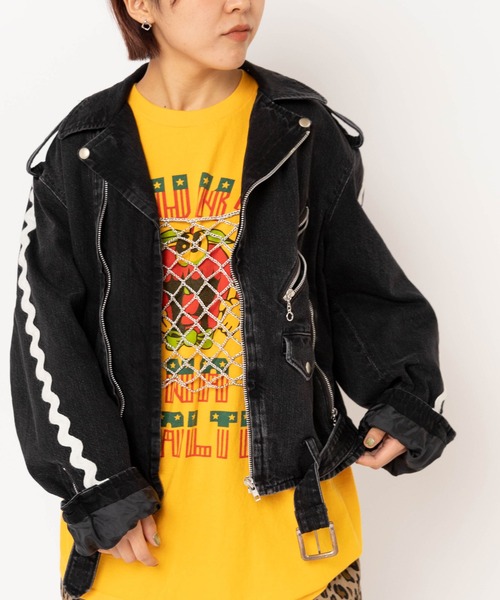 RNA（アールエヌエー）の「J2175 デニムBIGライダース（デニムジャケット・レディース・ブルー/ブラック・MEDIUM）」の2枚目の写真