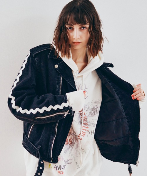 RNA(アールエヌエー)の「J2175 デニムBIGライダース(デニムジャケット・レディース・ブルー/ブラック・MEDIUM)」の22枚目の写真