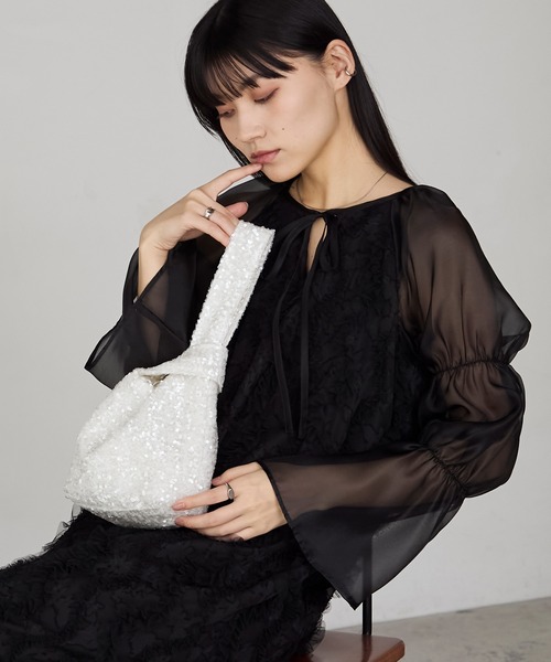 forksy.（フォルクシー）の「【forksy.】【オケージョン対応】スパンコールワンハンドルバッグ（ハンドバッグ・レディース・ダークブラウン/ホワイト/シルバー/ピンク・FREE）」の17枚目の写真