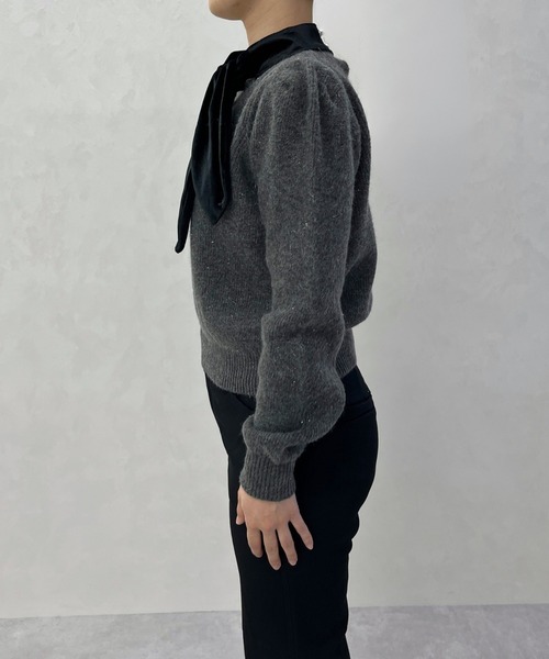 MISCH MASCH（ミッシュマッシュ）の「一部店舗限定 配色リボンボウタイ風ニットプルオーバー（ニット/セーター・レディース・ホワイト/チャコールグレー・ﾌﾘ-）」の8枚目の写真