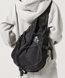 ARTISTWEAR（アーティストウェア）の「[ATW] ロゴスリングバック（メッセンジャーバッグ）」