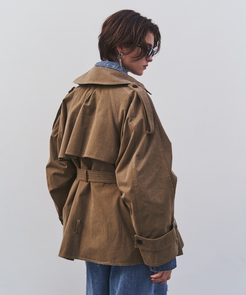 JOSE MOON(ジョゼムーン)の「OVER FLAME TRENCHCOAT/オーバーフレームトレンチコート(トレンチコート・レディース・ベージュ/グレー・36/38)」の3枚目の写真