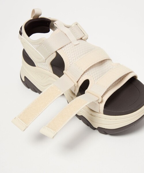 Teva(テバ)の「【別注】<Teva>ハリケーン アンプソール ガイラ サンダル(サンダル・レディース・オフホワイト・22cm/23cm/24cm/25cm)」の10枚目の写真