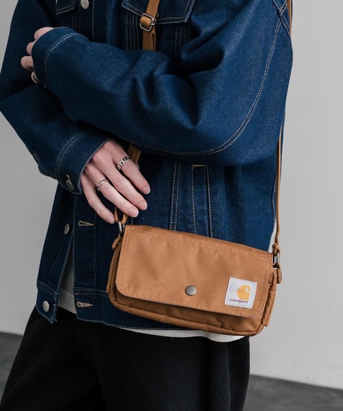 Carhartt（カーハート）の「Carhartt カーハート Crossbody Horizontal Bag 横型クロスボディバッグ/ワンポイントロゴ斜め掛けショルダーバッグ（ショルダーバッグ・メンズ・ブラック/ブラウン・FREE）」の13枚目の写真