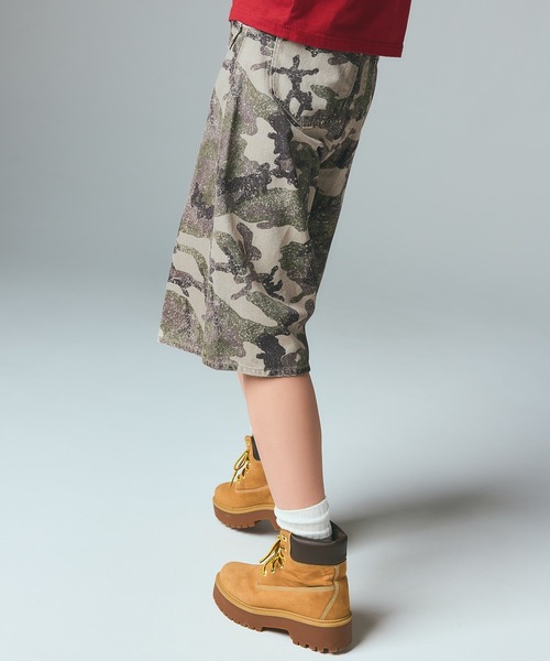 X-girl（エックスガール）の「FLAP POCKET SHORTS（デニムパンツ・レディース・ブラック/カモフラージュ/ライトインディゴブルー・XS/S/M）」の4枚目の写真