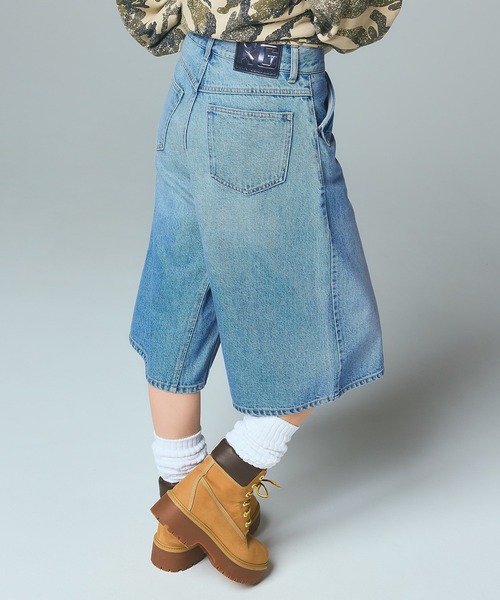 X-girl（エックスガール）の「FLAP POCKET SHORTS（デニムパンツ・レディース・ブラック/カモフラージュ/ライトインディゴブルー・XS/S/M）」の14枚目の写真