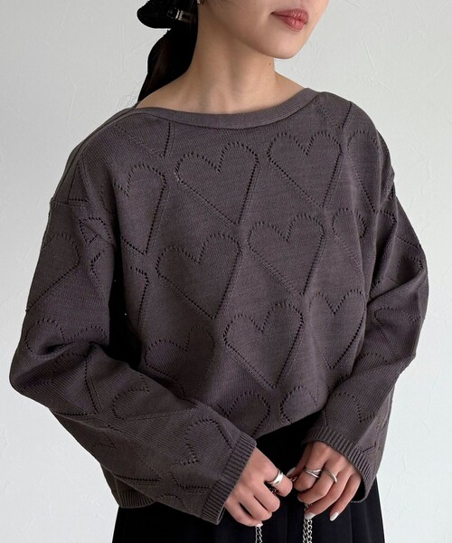 fredy emue（フレディエミュ）の「LINEN混ハート透かし柄ニット（ニット/セーター・レディース・オフホワイト/ブルー/チャコールグレー・38）」の2枚目の写真