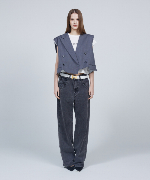 MMAM(ムアム)の「Origami signature cropped vest(ベスト・レディース・グレー・FREE)」の4枚目の写真