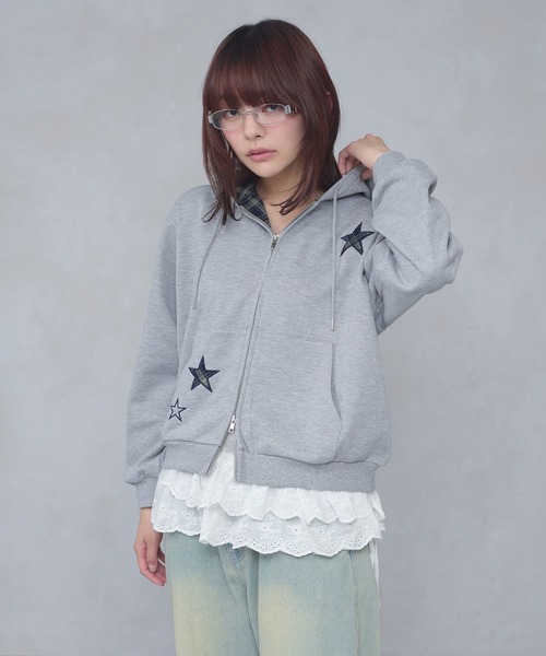 FCMM(エフシーエムエム)の「【日本限定】CHECK STAR HOODIE / チェックスターフーディ(パーカー・レディース・グレー/ブラウン・MEDIUM/SMALL)」の14枚目の写真