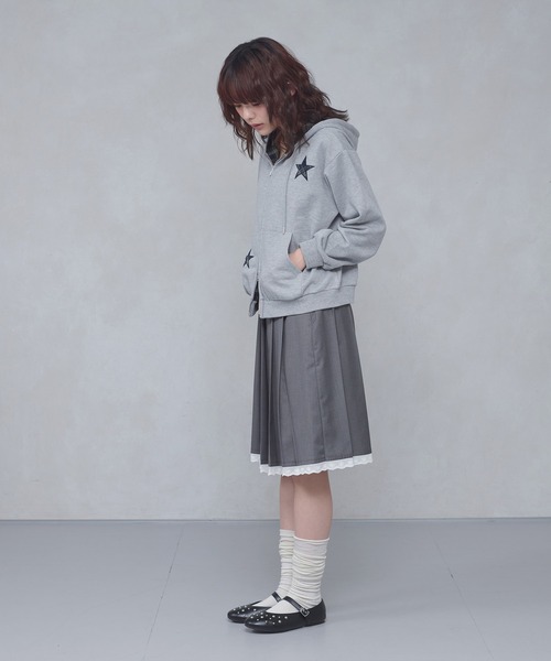 FCMM(エフシーエムエム)の「【日本限定】CHECK STAR HOODIE / チェックスターフーディ(パーカー・レディース・グレー/ブラウン・MEDIUM/SMALL)」の12枚目の写真
