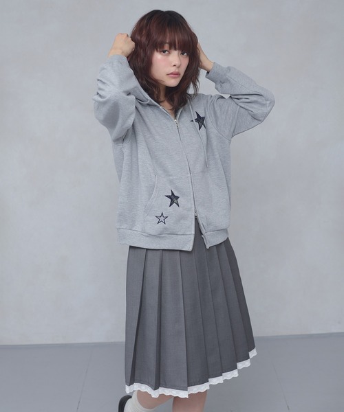 FCMM(エフシーエムエム)の「【日本限定】CHECK STAR HOODIE / チェックスターフーディ(パーカー・レディース・グレー/ブラウン・MEDIUM/SMALL)」の7枚目の写真