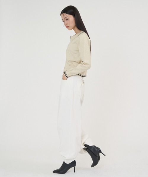 NUJOH(ヌゾ)の「Line Collar Zip Knit Cardigan / ラインカラージップニットカーディガン(Tシャツ/カットソー・レディース・ベージュ/グレー/ネイビー・FREE)」の13枚目の写真